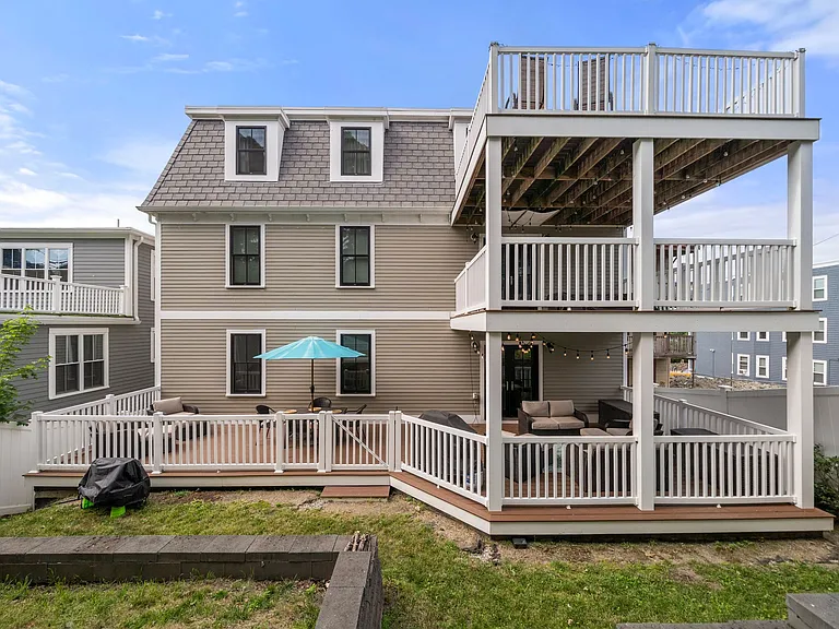 213 E Eagle St #3 — Photo 28