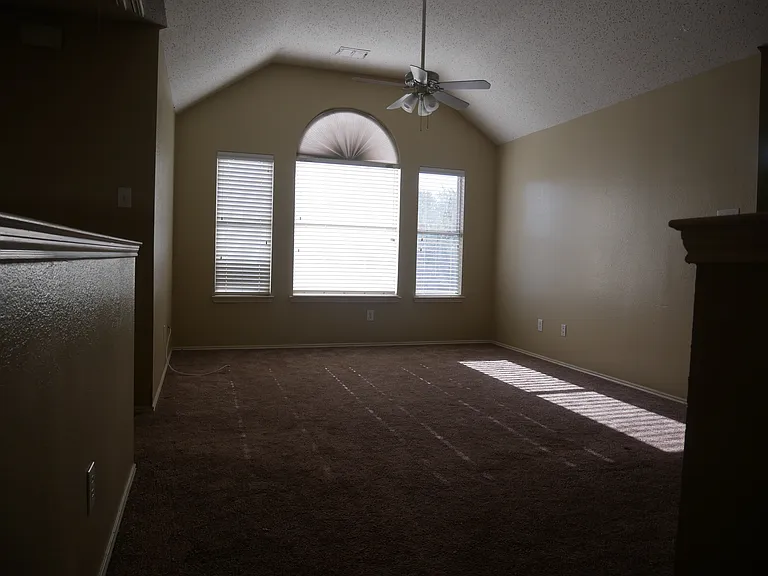 7135 Saint Augustine Dr — Photo 12
