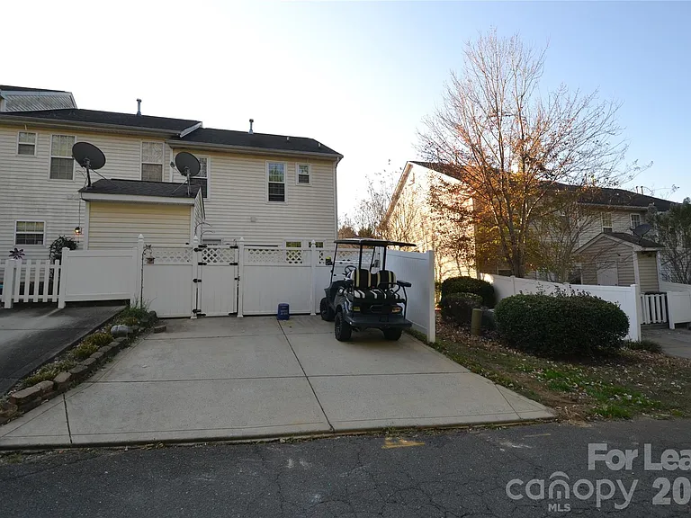 4003 Christine Ln #A — Photo 31