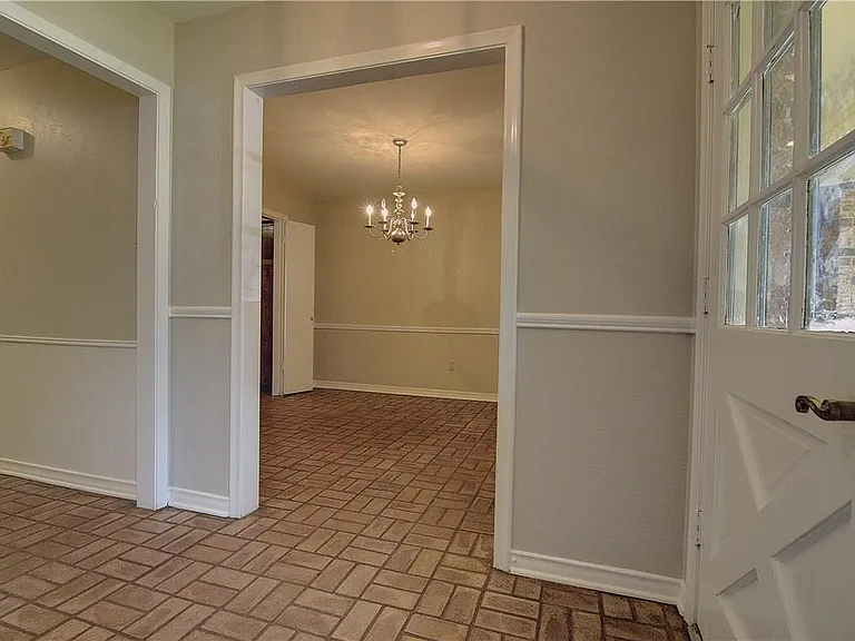 7708 Dentcrest Dr — Photo 9