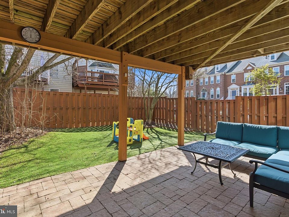 1st image of 46550 Broadspear Ter