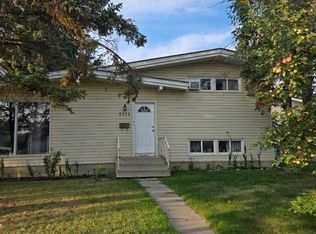 5112 S Maryvale Dr NE, Calgary, AB T2A2T4