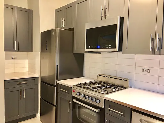 Rented by Living New York | media 8