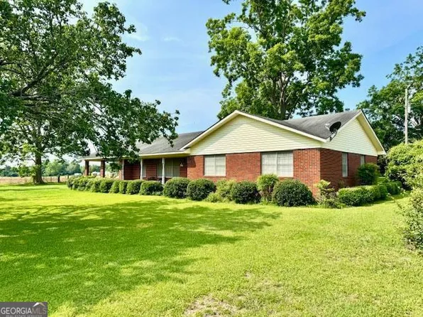 1275 R P Miller Rd, Brooklet, GA 30415