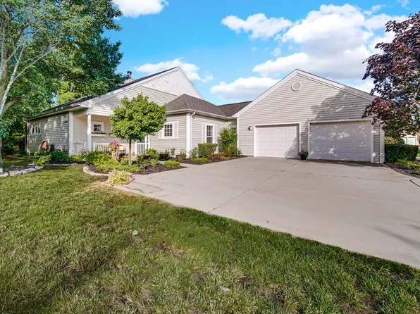 9220 Norris Dr, Hobart, IN 46342
