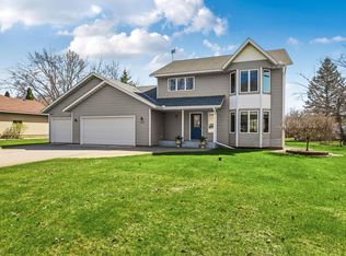 1314 W Oakes Dr, Saint Cloud, MN 56303