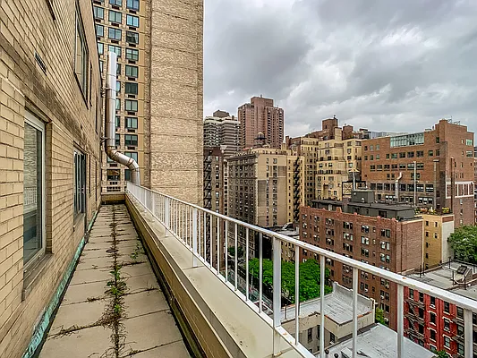 Rented by Halstead Real Estate | media 38