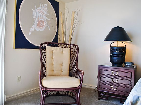 3rd image of 334 Padre Blvd #2102