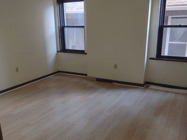 1-217 Joyce Ter FLOOR 1