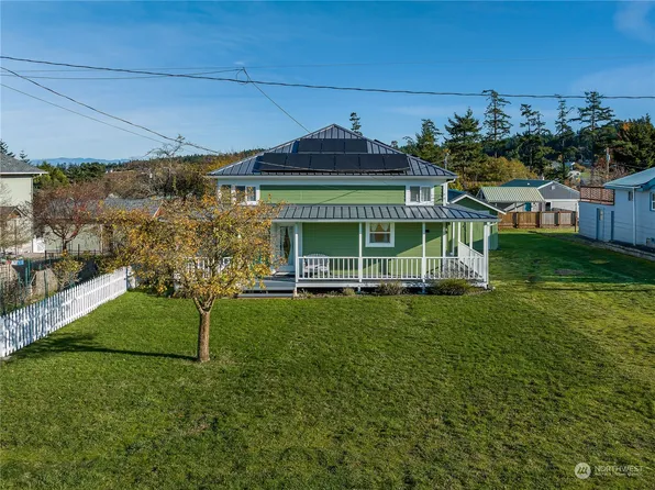 705 NE Haller Street, Coupeville, WA 98239