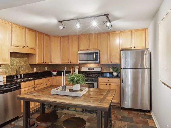 3215 Pillsbury Ave S #107, Minneapolis, MN 55408