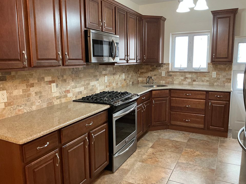 1st image of 8010 6th Ave #1