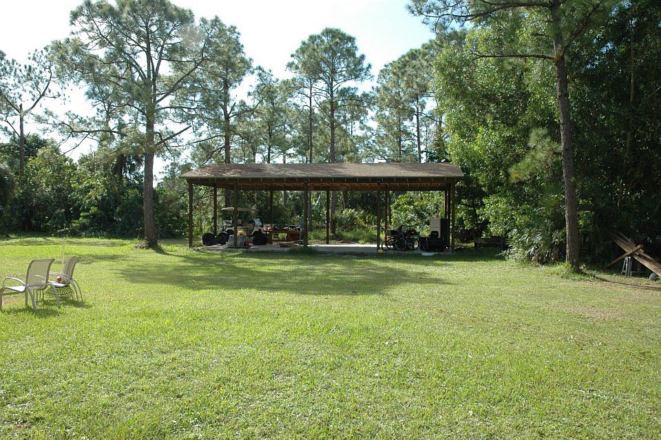 2nd image of 11284 154th Rd N