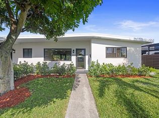 315 E Jasmine Dr, Lake Park, FL 33403