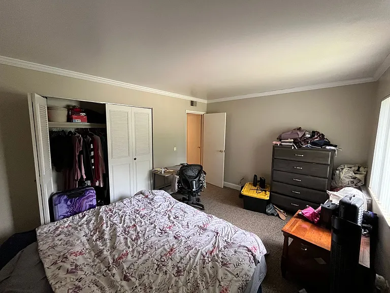 N114W15518 Sylvan Cir — Photo 8