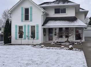 435 Cabinet St, Milford, MI 48381