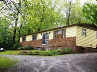 526 Cogar Dr, Duncansville, PA 16635