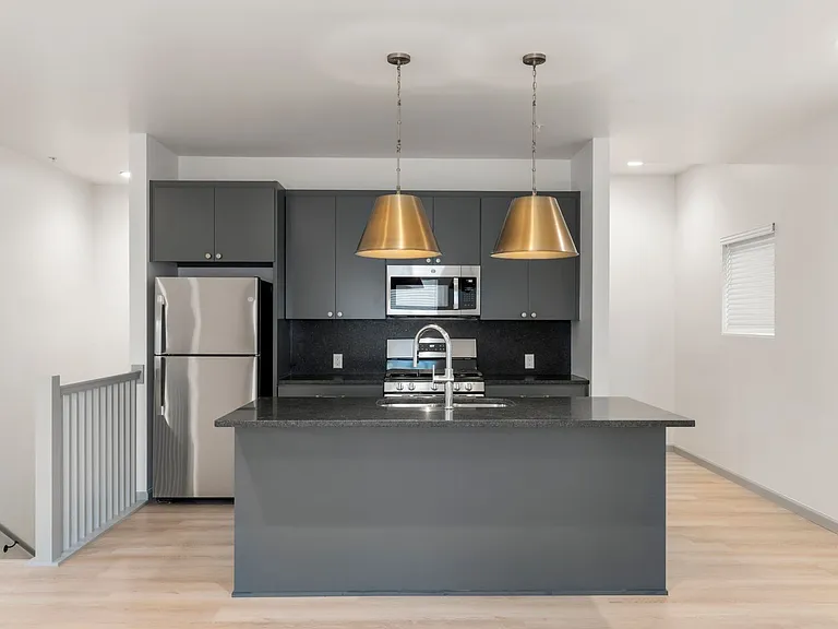 Quaker Condos - $300 Off Immediate Move-Ins! — Photo 65