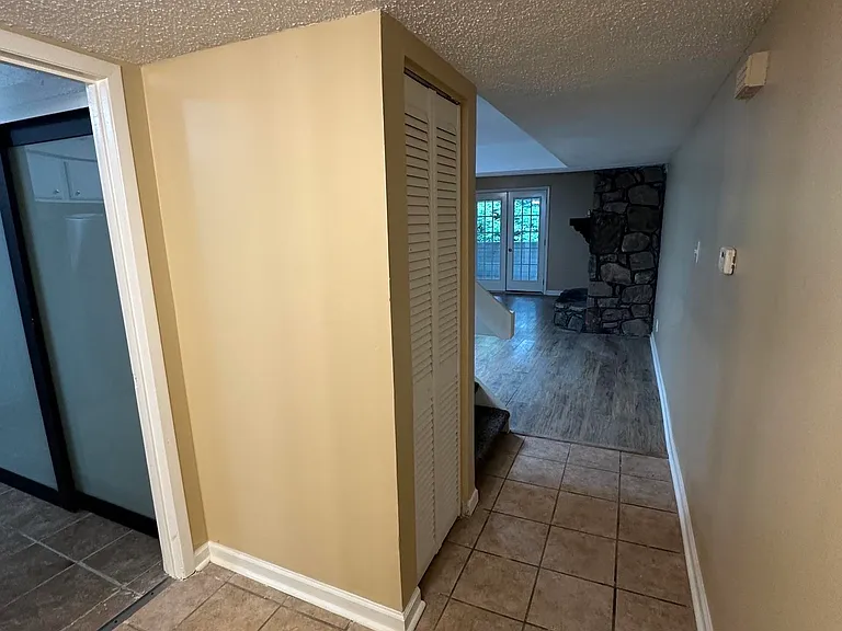 701 Running Brook Rd #701 — Photo 3