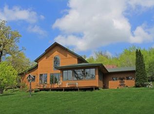 36121 Shady Lane Trl, Cannon Falls, MN 55009