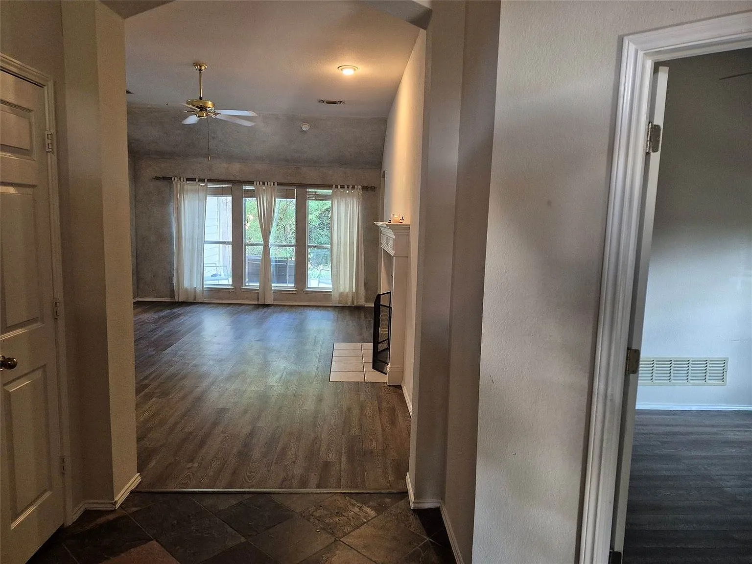 3 bed, 1746 sqft, $2,200 — Photo 2