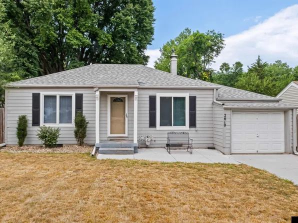 2610 Weber St, Omaha, NE 68112