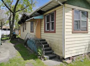 823 Pierce St, Gary, IN 46402