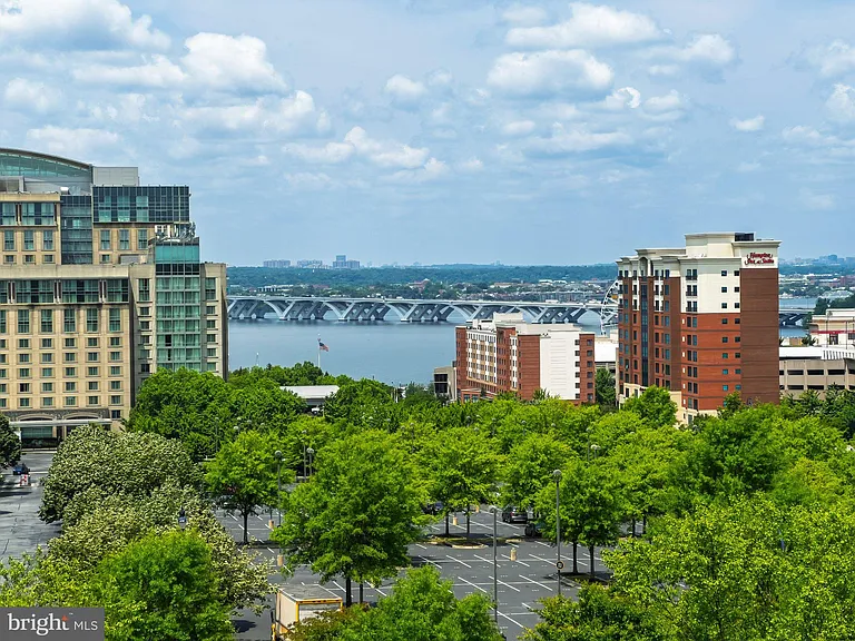 510 Overlook Park Dr #32 — Photo 59