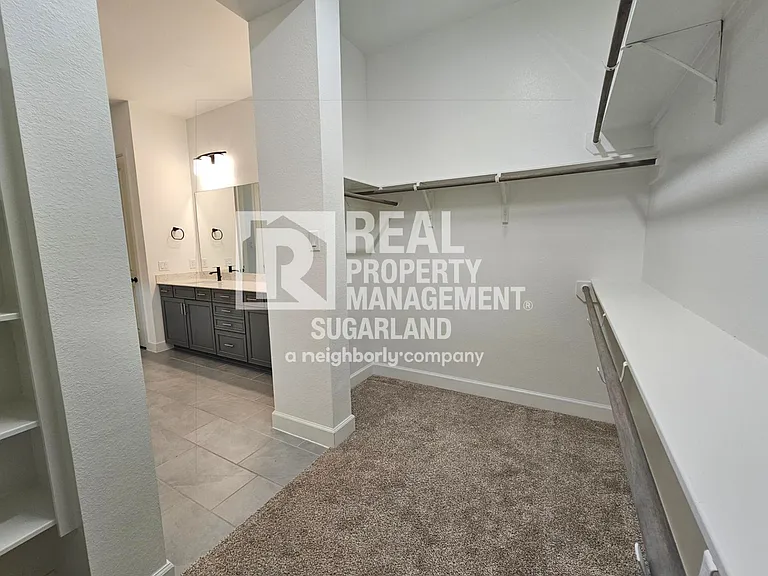 1414 Emma Lake Dr — Photo 58