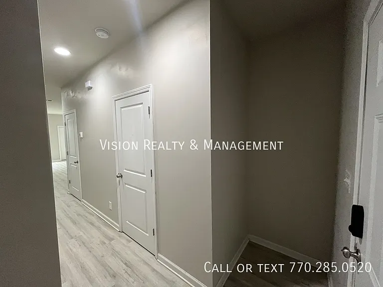 8324 Triple Crown Dr — Photo 13