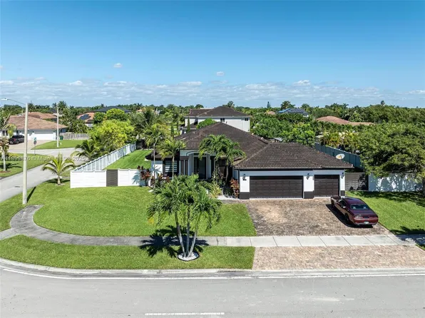 12865 SW 224th St, Miami, FL 33170