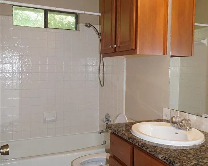 6525 Hart Ln — Photo 29