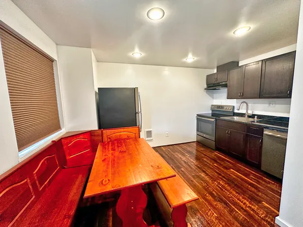 25523 Lawson St, Black Diamond, WA
