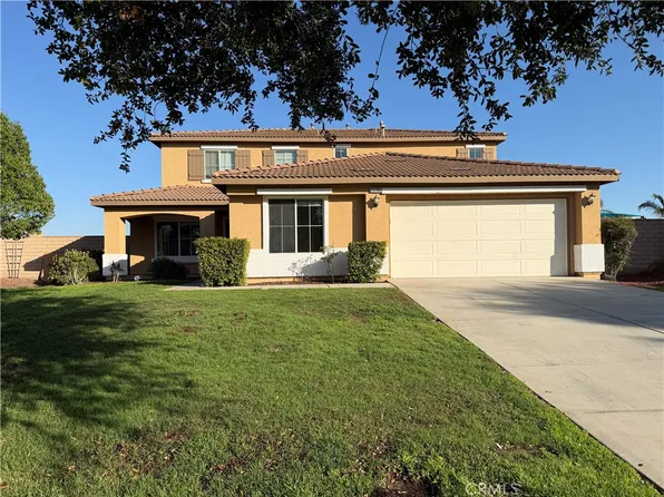 23785 Black Canyon Dr, Quail Valley, CA 92587