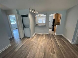 1238 W Pratt Blvd APT 1A, Chicago, IL 60626