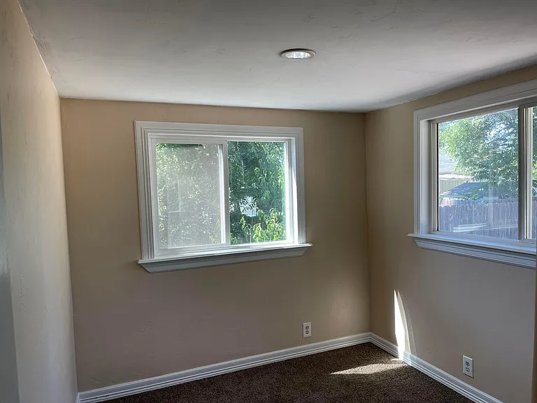 1246 Monroe St — Photo 12