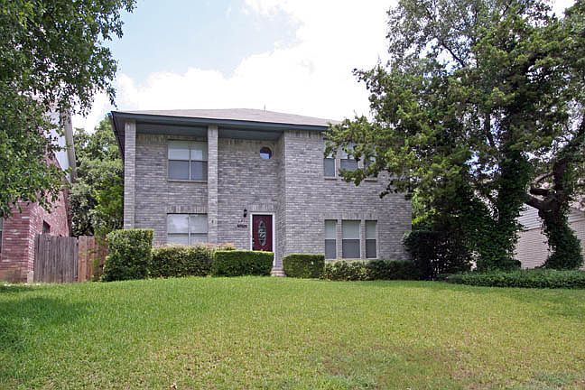 1st image of 3426 Pecan Gap