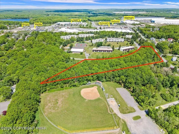 Foxfire Dr, Mount Pocono, PA 18344
