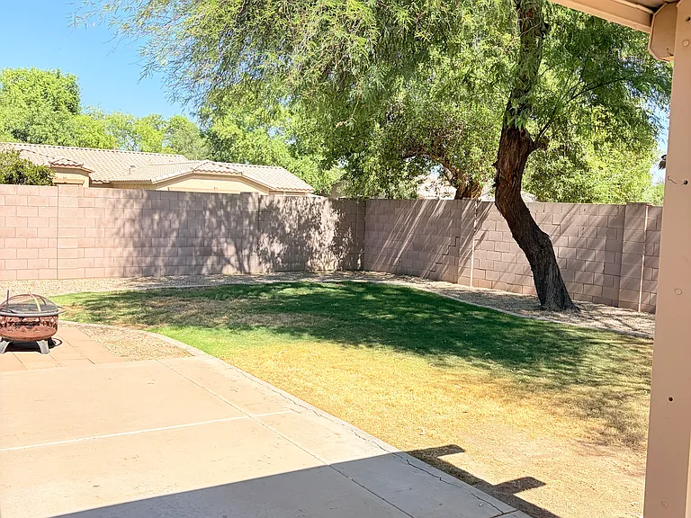1042 E Canyon Way — Photo 49