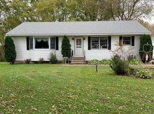 14 S Ridge Rd, Houston, MN 55943