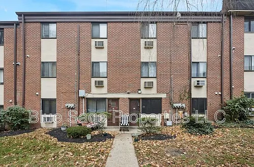 100 E Glenolden Ave Photo 1