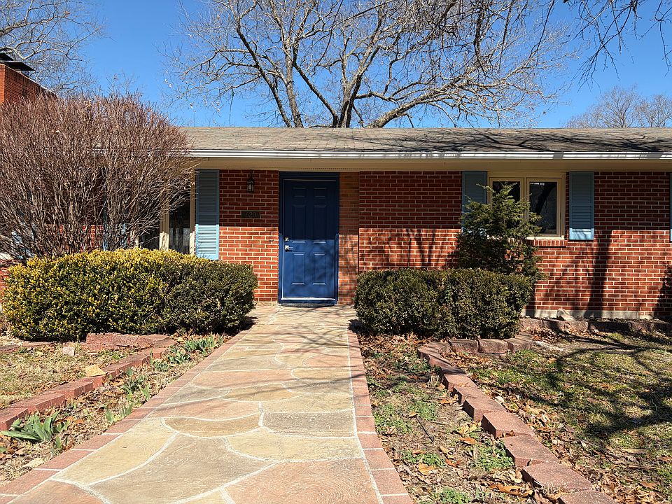 1st image of 620 Wayland Dr