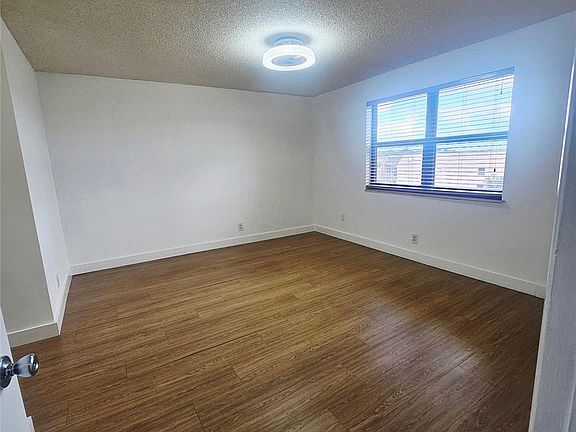 4th image of 10433 Sunrise Lakes Boulevard #406