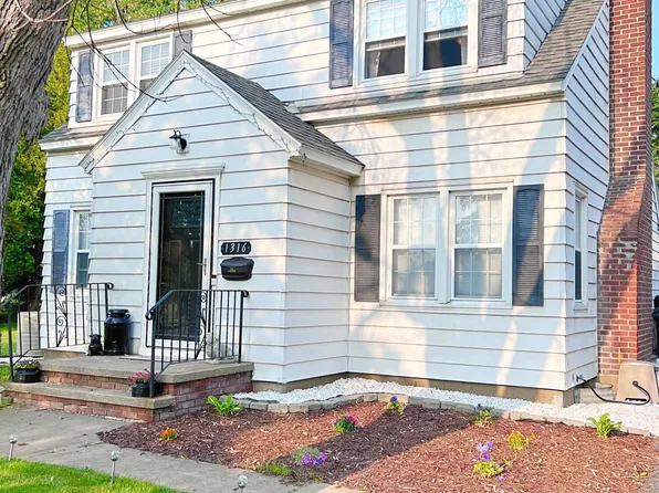 1316 McClellan Street, Schenectady, NY 12309