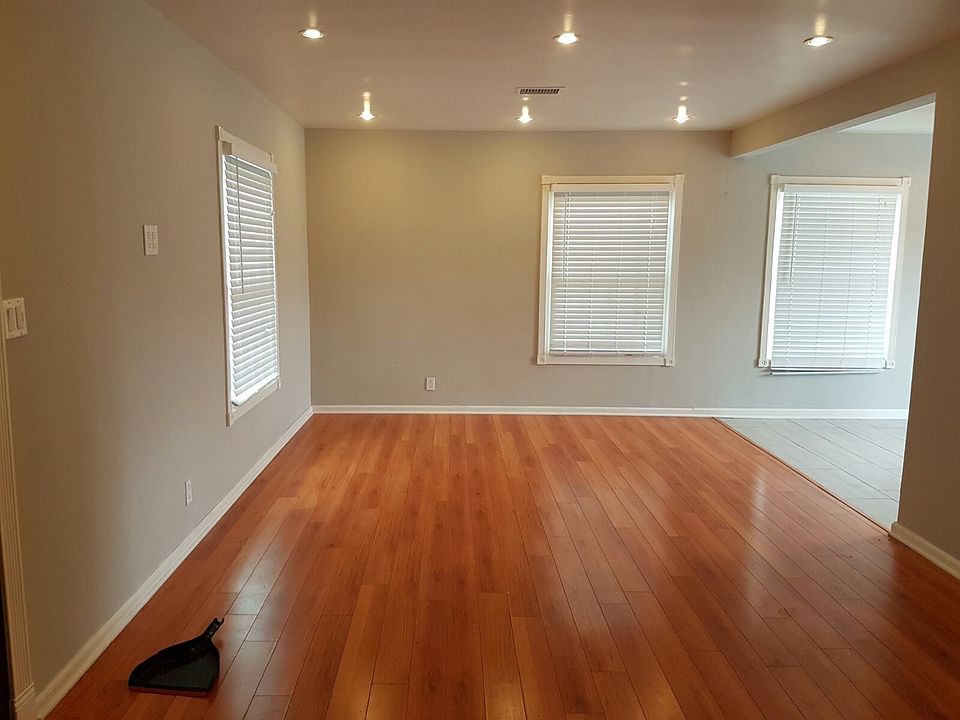 1st image of 7415 Quakertown Ave