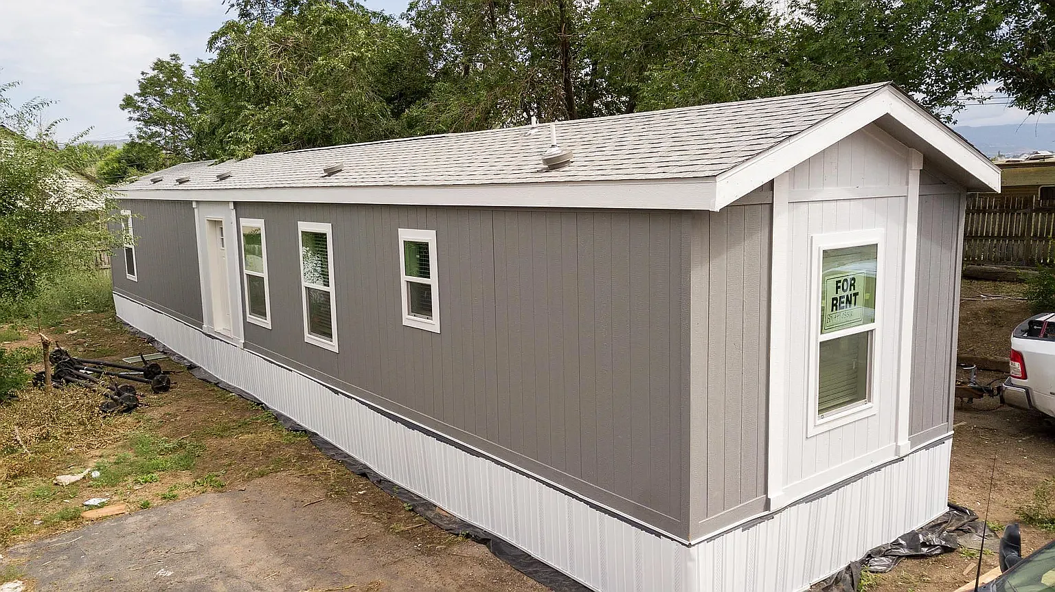 2 bed, $1,000 — Photo 1