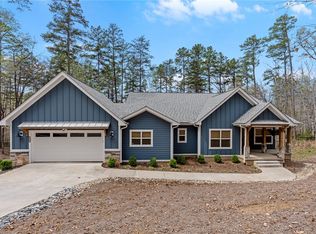 1408 Cool Ridge Dr, Seneca, SC 29672