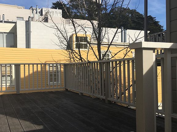 Deeded outdoor deck