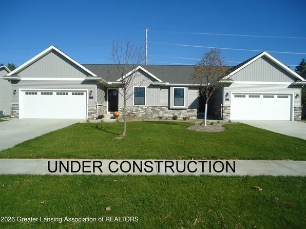 302 Vansickle Dr #35, Charlotte, MI 48813