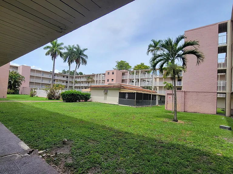 2800 NW 56th Ave #G107 — Photo 20